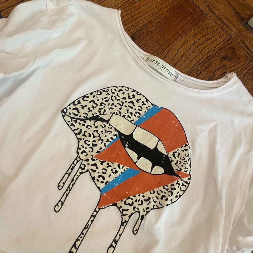 Pants store top!